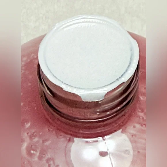 Philosophy Sweet Vanilla Fig Shower Gel. 16 oz. - Picture 4 of 4